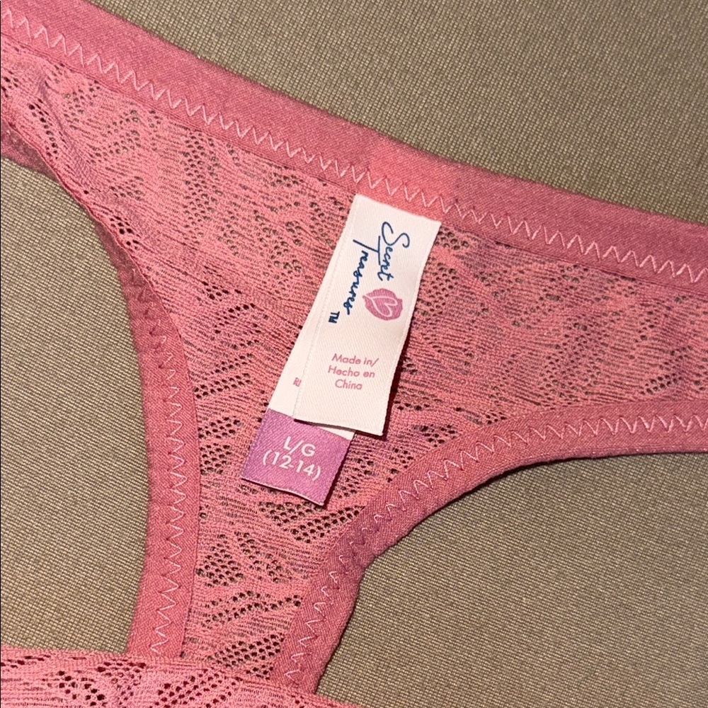 Pink Patterned Thong - Picture 4 of 4
